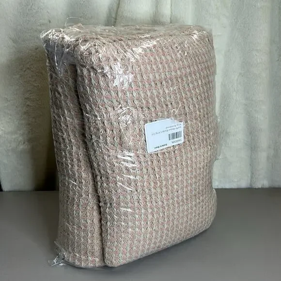 Pottery Barn Waffle Weave Blanket Rosewood Pink Cream King / California King NEW - Picture 4 of 5